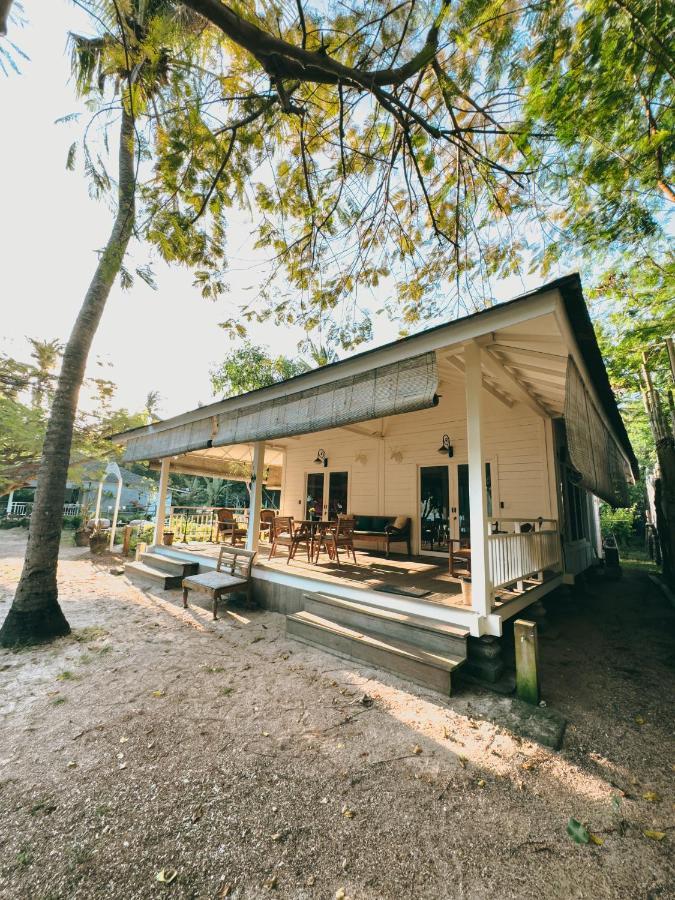 Vayam Boutique Resort Гили Ашахан Екстериор снимка